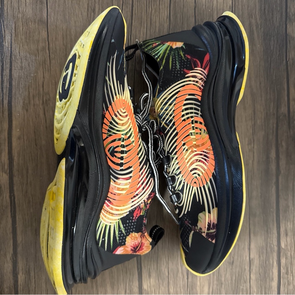 Gucci Run Knit Low Top Sneaker Black Floral Print Shoes UK 9.5 US 10